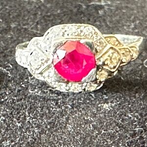 Vintage Platinum Ruby and diamond Ring Sz: 7